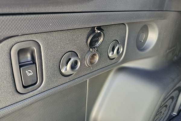 2025 Subaru Forester Hybrid Touring S6