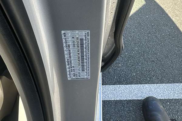 2020 Kia Carnival S YP