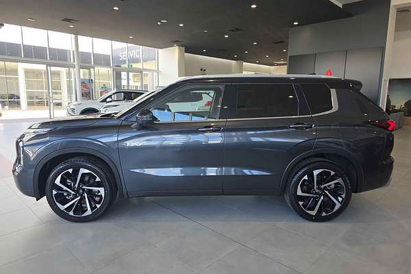 2024 Mitsubishi Outlander PHEV Exceed Tourer ZM