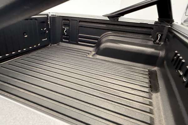 2024 Toyota Hilux SR5 48V GUN126R 4X4