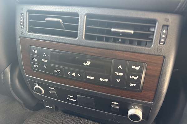 2020 Toyota Landcruiser Sahara VDJ200R