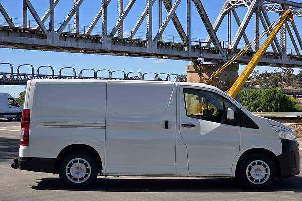2021 Toyota Hiace  GDH300R LWB