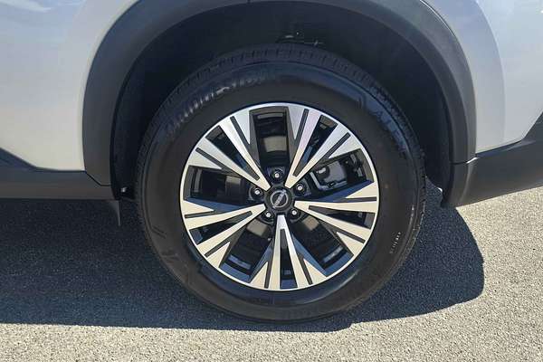 2024 Nissan X-TRAIL ST-L T33