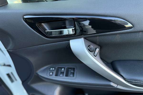 2019 Mitsubishi Eclipse Cross ES YA