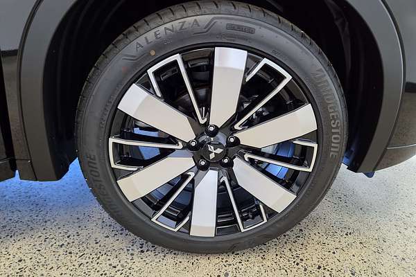 2025 Mitsubishi Outlander Exceed Tourer ZM