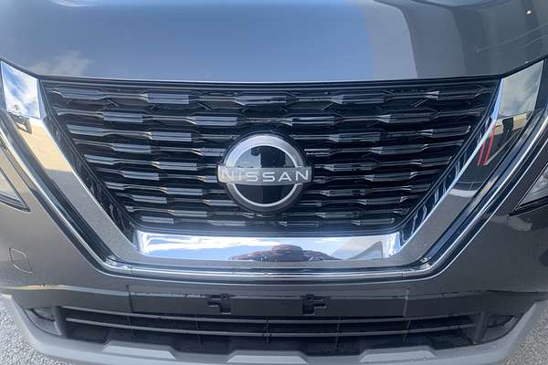 2025 Nissan X-TRAIL ST T33