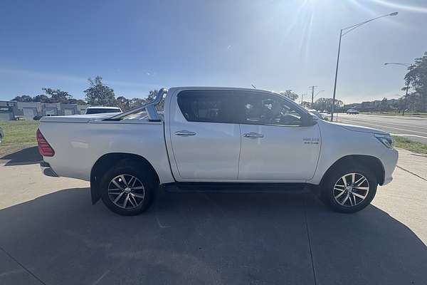 2017 Toyota Hilux SR5 GUN126R 4X4