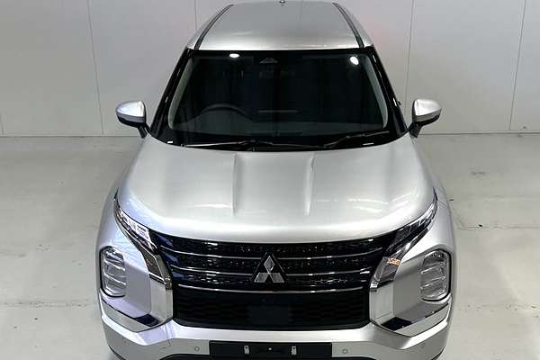 2023 Mitsubishi Outlander ES ZM 2WD