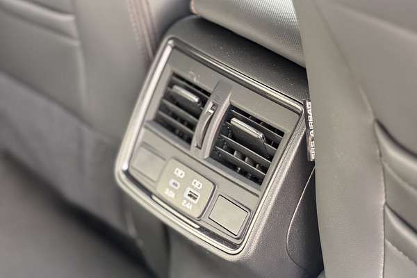 2025 Subaru Forester Hybrid Touring S6