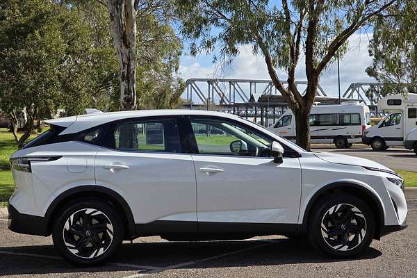 2025 Nissan QASHQAI ST-L J12