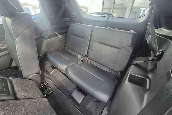 2023 Mitsubishi Outlander Exceed ZM