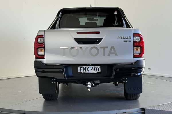 2024 Toyota Hilux SR5 48V GUN126R 4X4