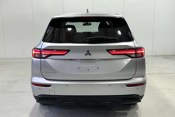 2023 Mitsubishi Outlander ES ZM 2WD