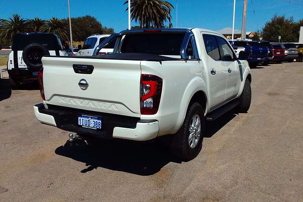 2021 Nissan Navara ST D23