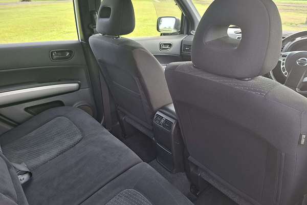 2013 Nissan X-TRAIL ST T31