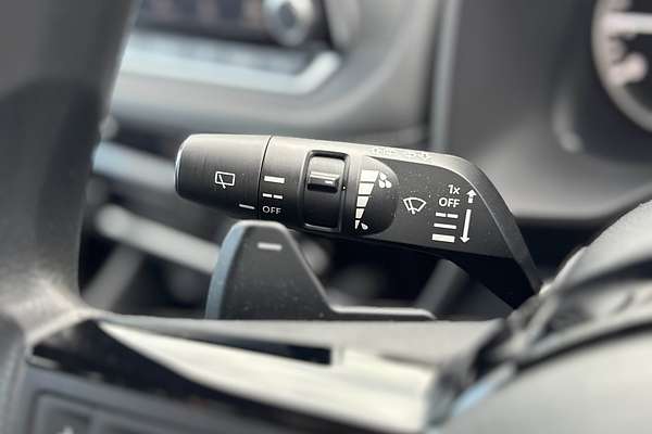 2025 Nissan X-TRAIL ST T33