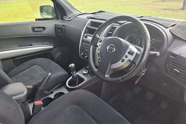 2013 Nissan X-TRAIL ST T31
