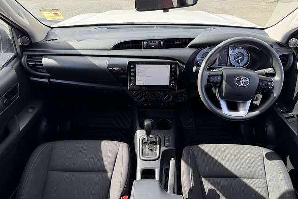 2025 Toyota Hilux SR GUN126R 4X4