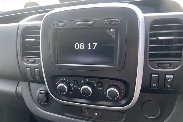 2022 Mitsubishi Express GLX SN SWB