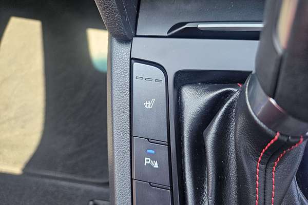 2017 Hyundai Elantra SR TURBO AD