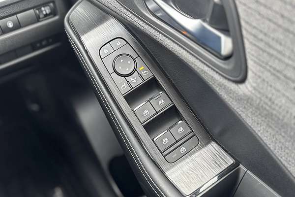 2025 Nissan X-TRAIL ST T33