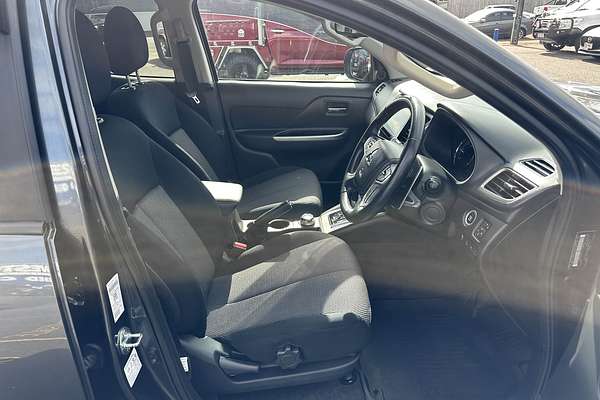 2020 Mitsubishi Triton GLS MR 4X4