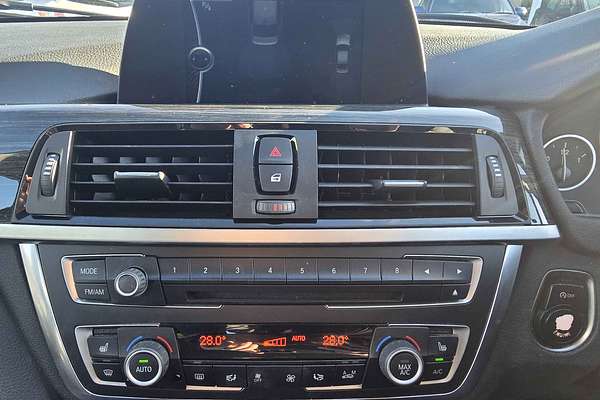 2014 BMW 3 Series 320i F30