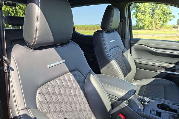 2025 Ford Ranger Platinum 4X4 3.0L