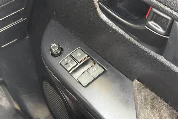 2022 Toyota Hilux Workmate TGN121R Rear Wheel Drive