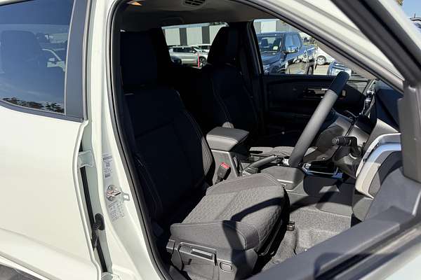 2025 Mitsubishi Triton GLS MV 4X4