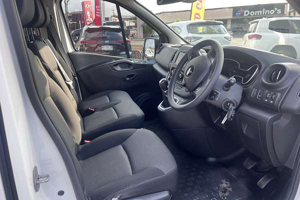 2022 Mitsubishi Express GLX SN SWB