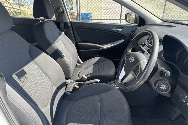 2016 Hyundai Accent Active RB4