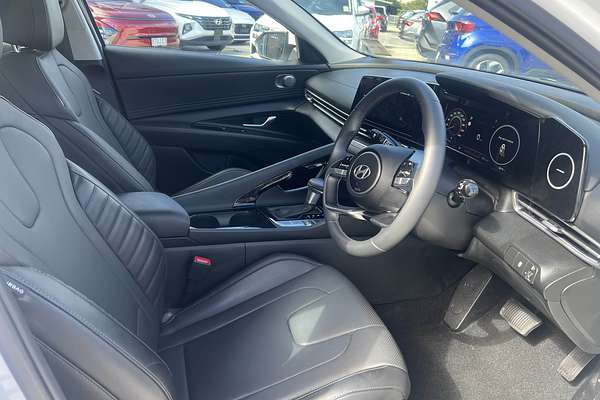 2024 Hyundai i30 Elite CN7.V2