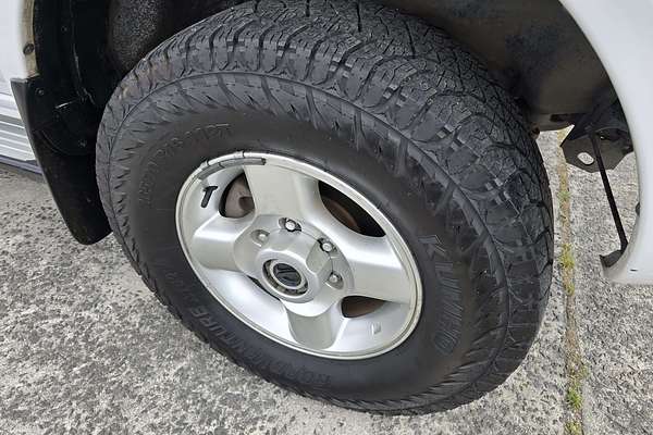 2013 Nissan Navara ST-R (4x4) D22 SERIES 5 4X4