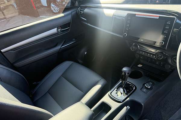 2024 Toyota Hilux Rogue 48V GUN126R 4X4