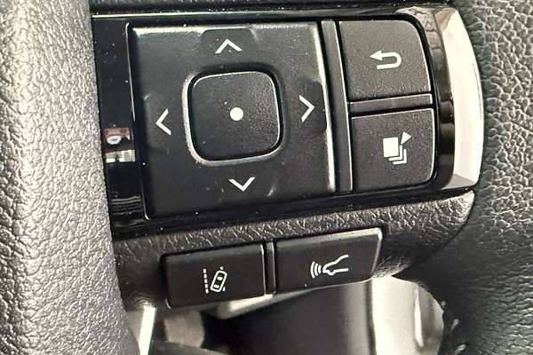 2024 Toyota Hilux SR5 48V GUN126R 4X4