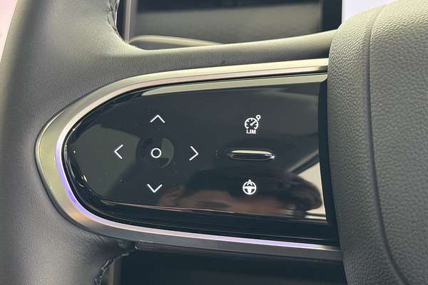 2025 Jaecoo J7 SHS Summit