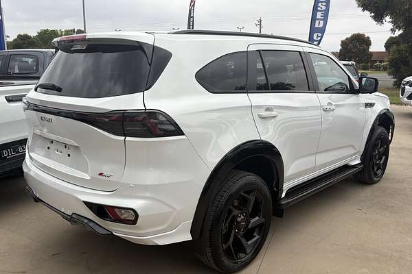 2025 Isuzu MU-X X-TERRAIN