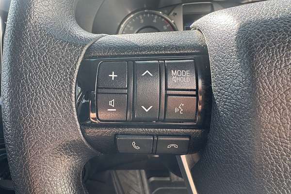 2025 Toyota Hilux SR GUN126R 4X4