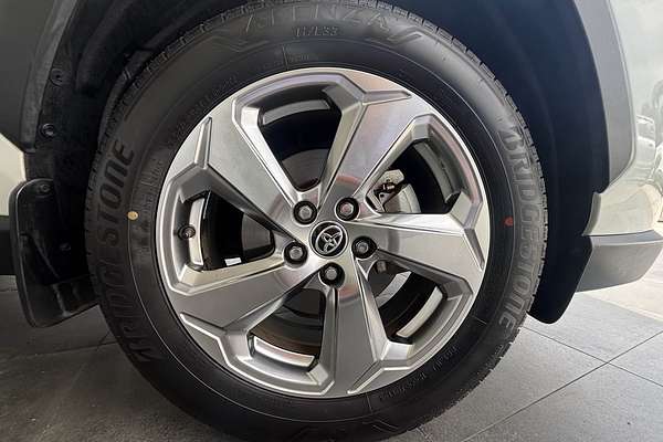 2021 Toyota RAV4 GXL MXAA52R
