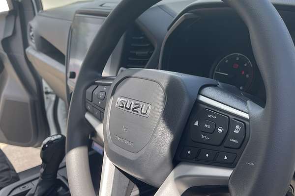 2025 Isuzu D-MAX SX 4X4