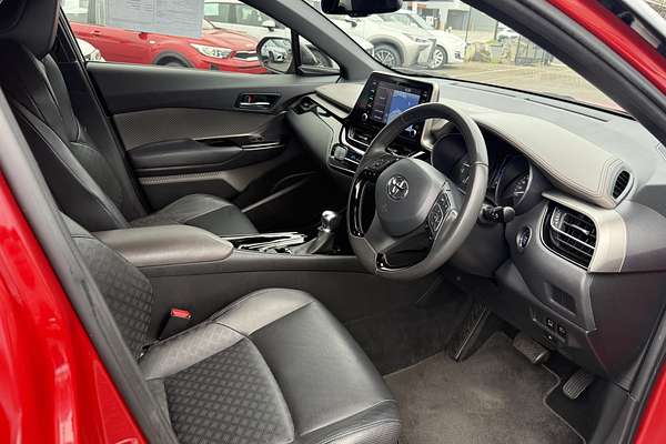 2022 Toyota C-HR Koba NGX50R