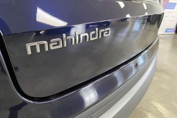 2025 Mahindra XUV700 AX7L