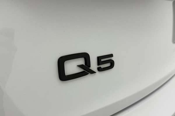 2023 Audi Q5 45 TFSI S line FY