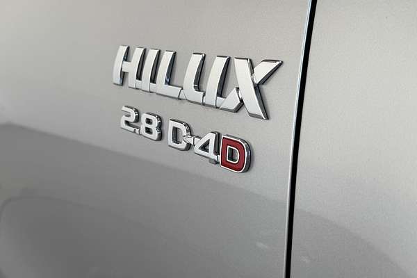 2024 Toyota Hilux SR5 48V GUN126R 4X4