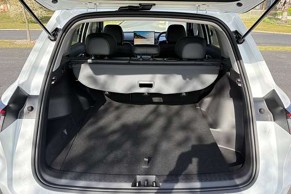 2025 Geely Starray EM-i Complete P145