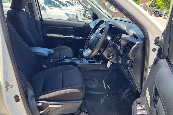 2021 Toyota Hilux SR GUN126R 4X4