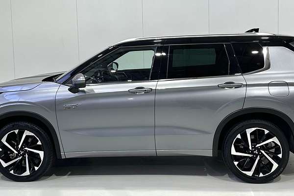 2023 Mitsubishi Outlander PHEV Exceed Tourer ZM AWD