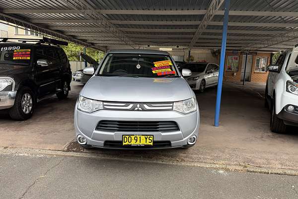2013 Mitsubishi Outlander LS ZJ