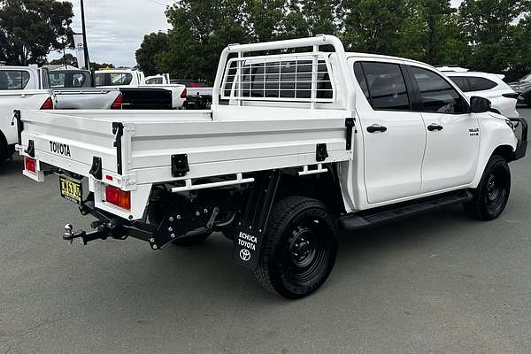 2017 Toyota Hilux SR GUN126R